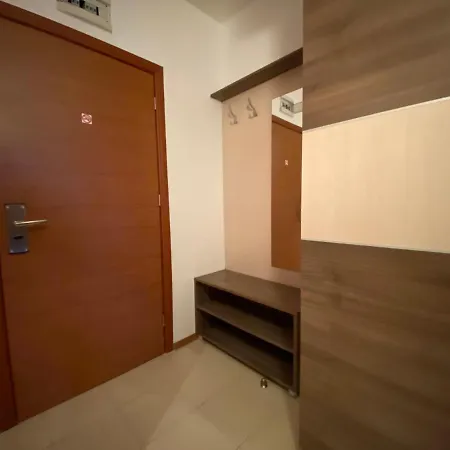Apartment Esperanto 401 Large Sunny