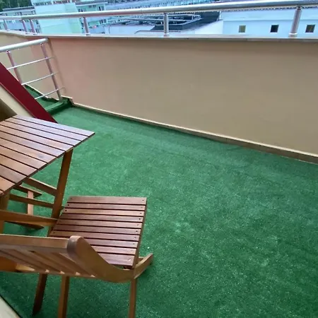 Esperanto 401 Large Sunny Apartment *